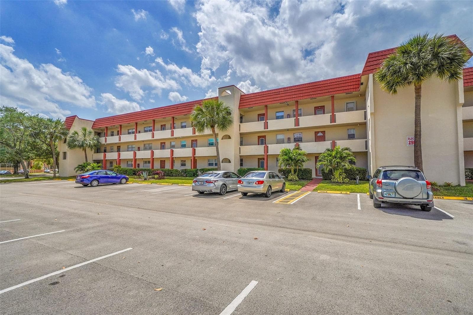 2901 Sunrise Lakes Drive # 101, Sunrise FL 33322