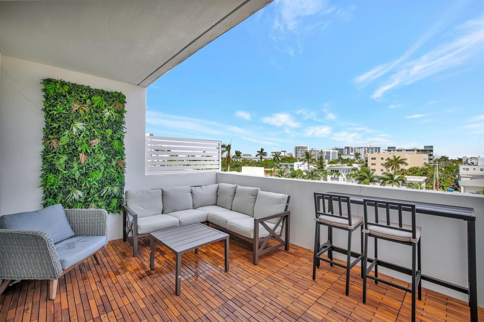 401 N Birch Road # 413, Fort Lauderdale FL 33304