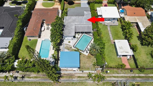 297 Minola Drive, Miami Springs FL 33166 - Miami Springs, FL - Photo 2