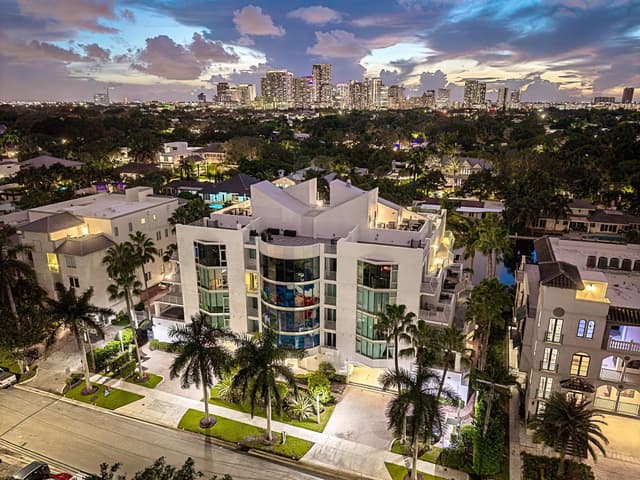 301 Hendricks Isle # 10, Fort Lauderdale FL 33301 - Fort Lauderdale, FL - Photo 2