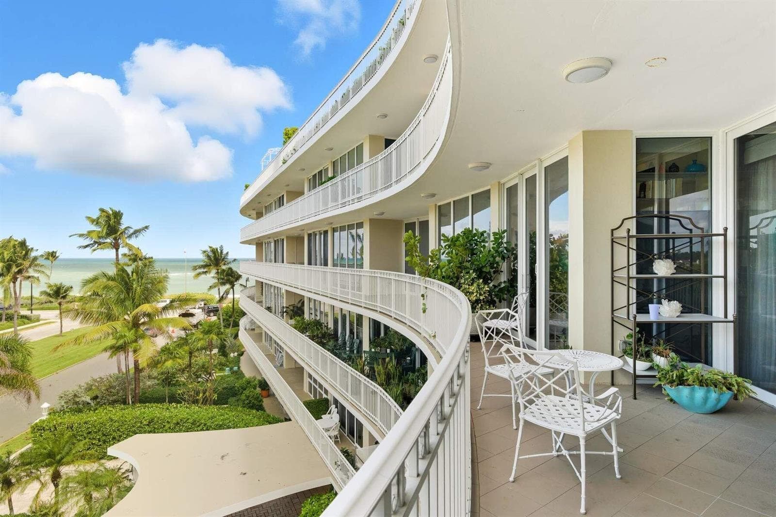 100 Royal Palm Way # F4, Palm Beach FL 33480 - Palm Beach, FL - Photo 1