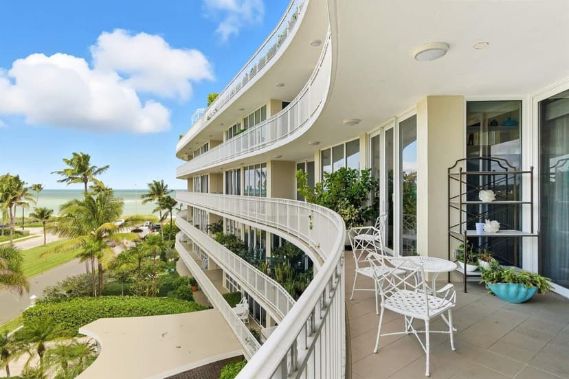 100 Royal Palm Way # F4, Palm Beach FL 33480