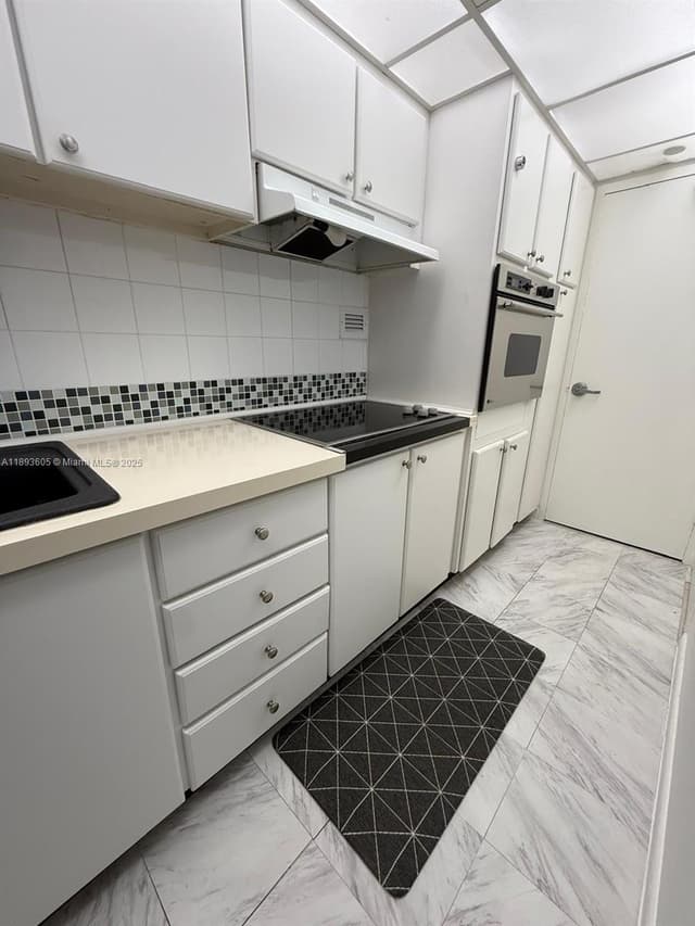 1000 West Ave # 306, Miami Beach FL 33139 - Miami Beach, FL - Photo 2