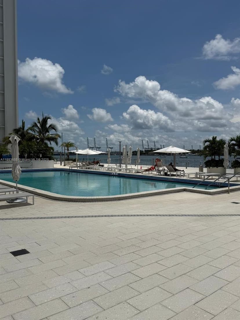 1000 West Ave # 306, Miami Beach FL 33139
