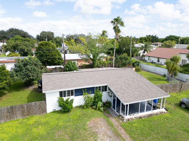2011 SW 97th Terrace, Miramar FL 33025 - Miramar, FL - Photo 2