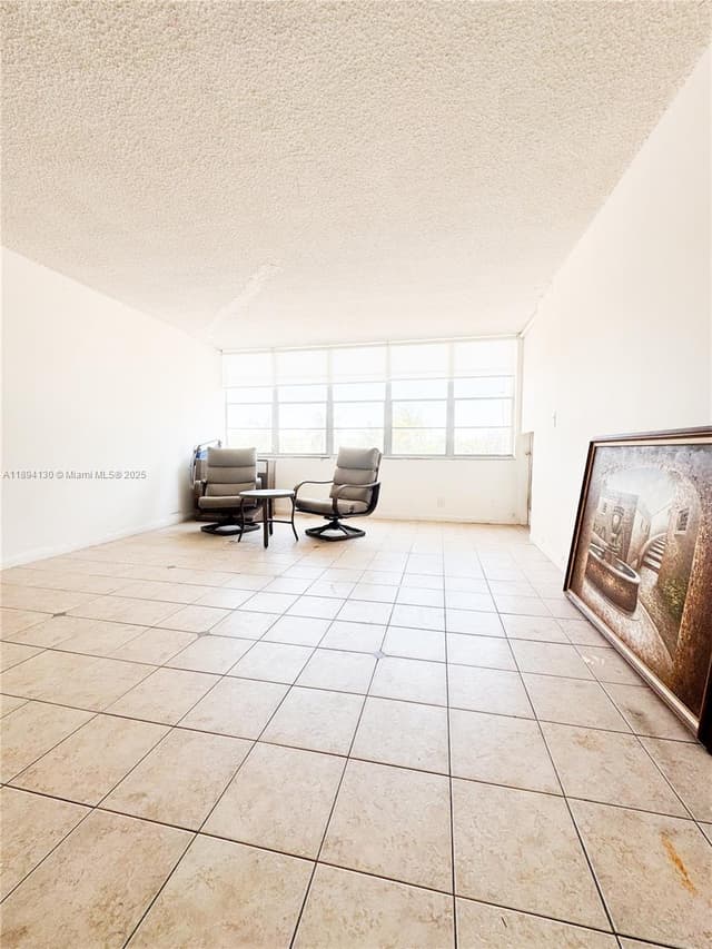 2025 NE 164th St # 206, North Miami Beach FL 33162 - North Miami Beach, FL - Photo 6