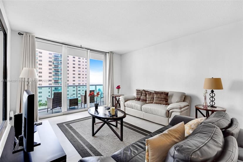 3901 S Ocean Dr # 8C, Hollywood FL 33019