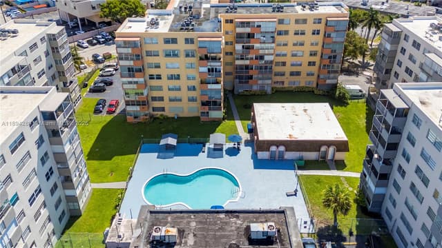 16400 NE 17th Ave # 601, North Miami Beach FL 33162 - North Miami Beach, FL - Photo 3