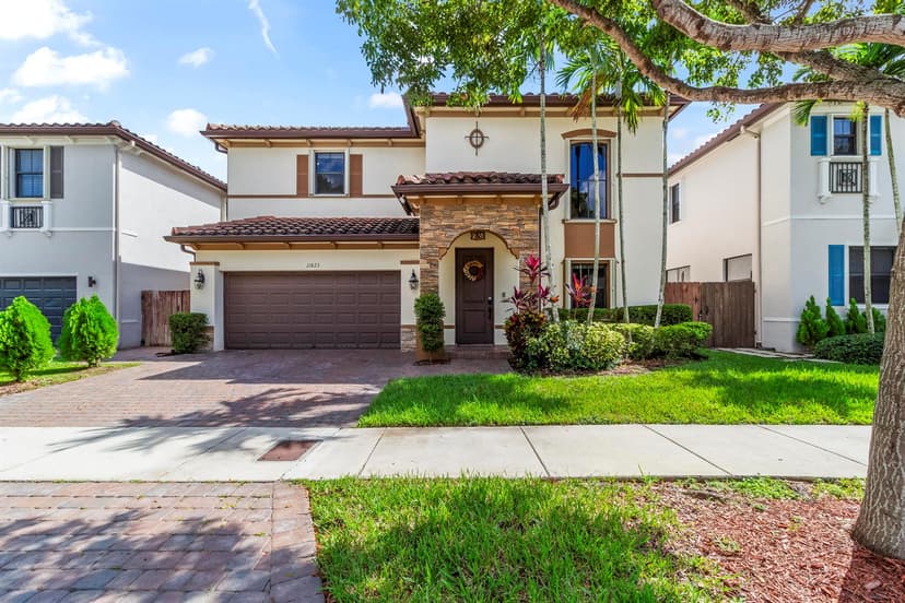 11823 SW 151st Place, Miami FL 33196