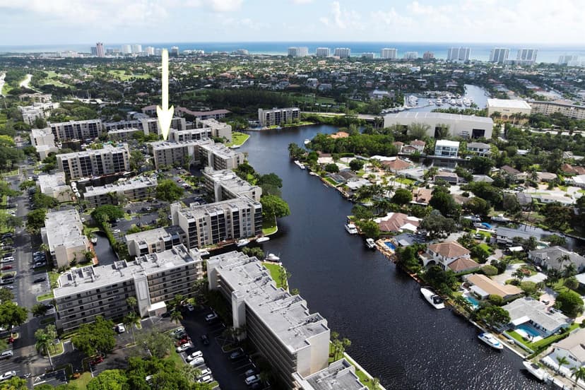 8 Royal Palm Way # 2050, Boca Raton FL 33432