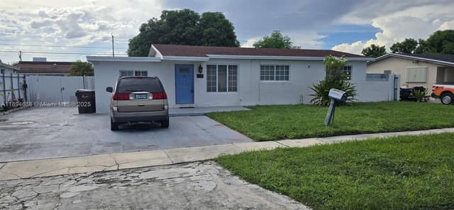 7160 W 10th Ave, Hialeah FL 33014 - Hialeah, FL - Photo 2