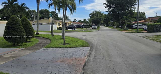 7160 W 10th Ave, Hialeah FL 33014 - Hialeah, FL - Photo 5