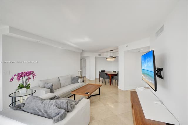 1000 E Island Blvd # 1403, Aventura FL 33160 - Aventura, FL - Photo 6