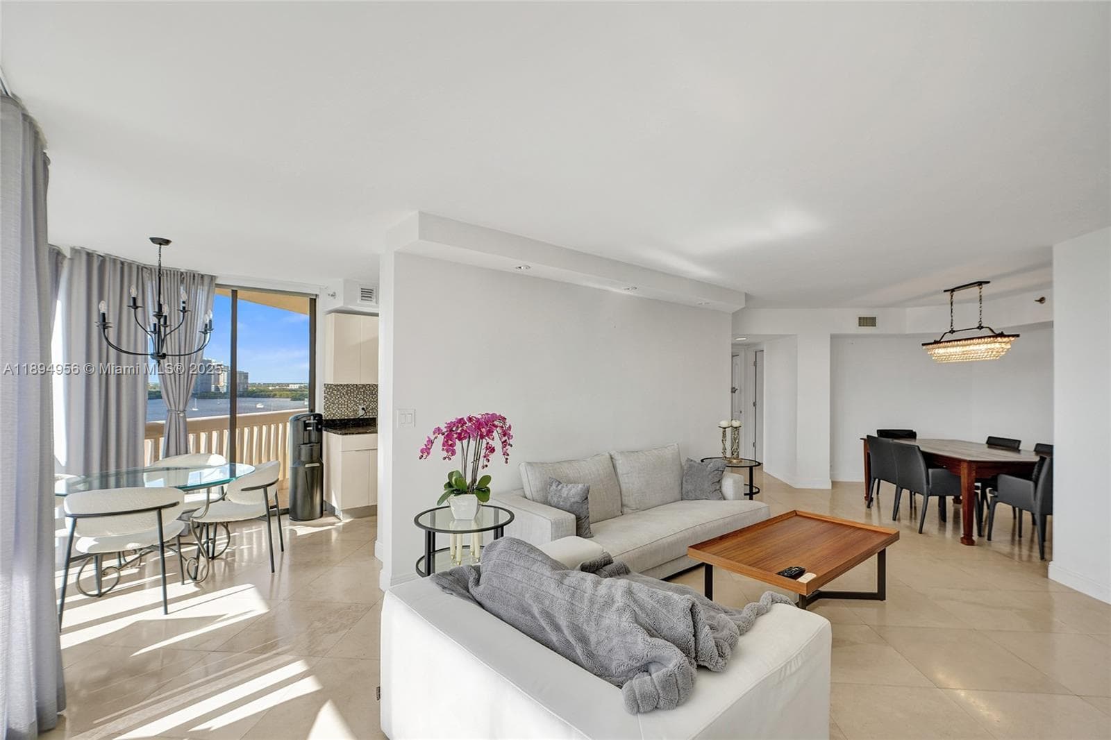 1000 E Island Blvd # 1403, Aventura FL 33160 - Aventura, FL - Photo 1