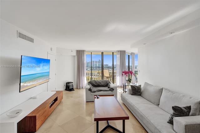 1000 E Island Blvd # 1403, Aventura FL 33160 - Aventura, FL - Photo 4