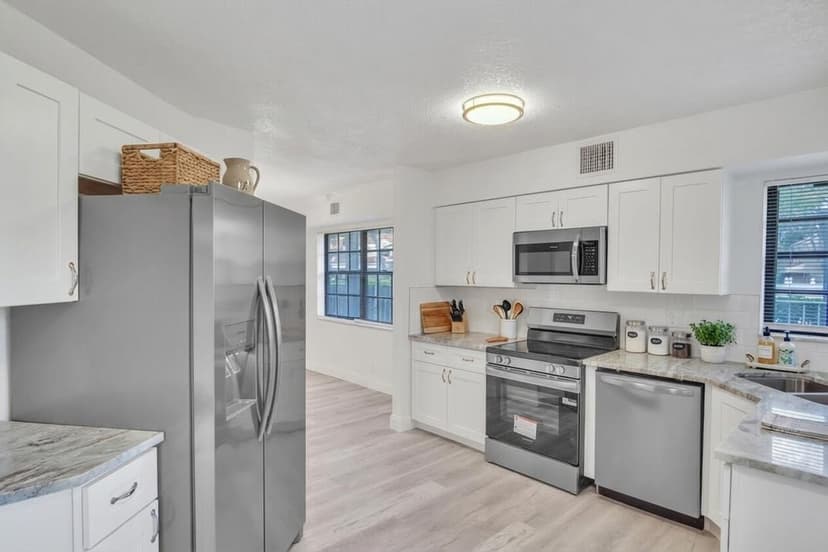 17388 Boca Club Boulevard # 201, Boca Raton FL 33487