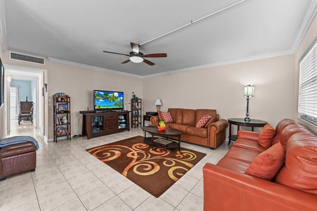 213 Brittany, Delray Beach FL 33446 - Delray Beach, FL - Photo 5