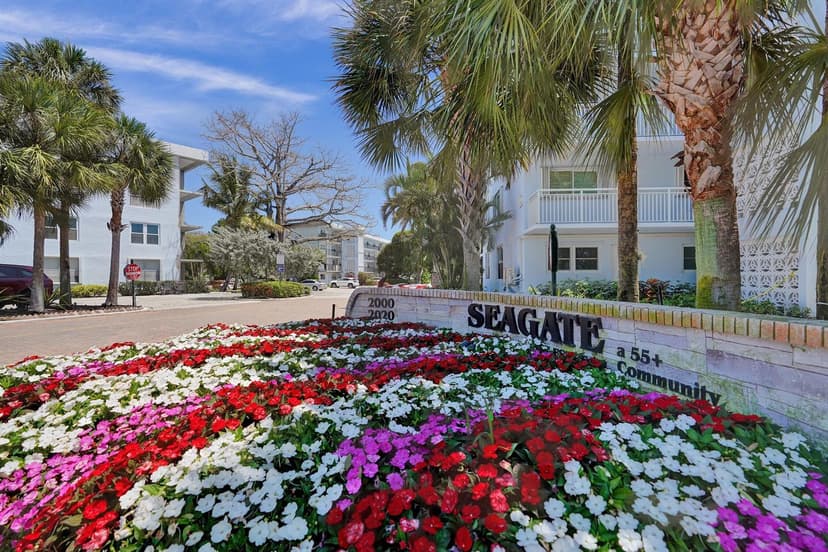 2000 S Federal Highway # 307, Boynton Beach FL 33435