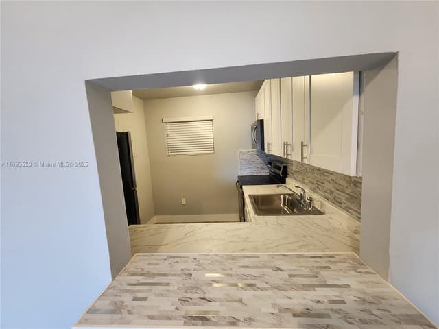11309 SW 200th St # C, Miami FL 33157 - Miami, FL - Photo 3