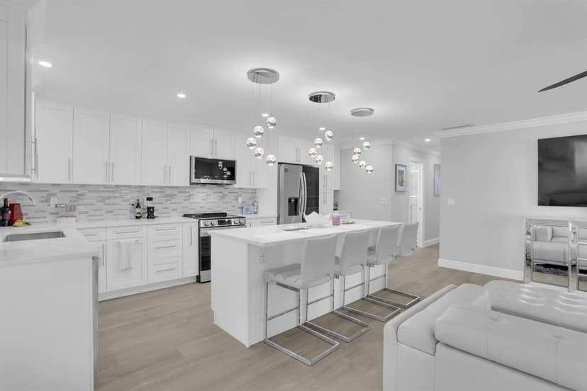 540 High Point Drive # A, Delray Beach FL 33445