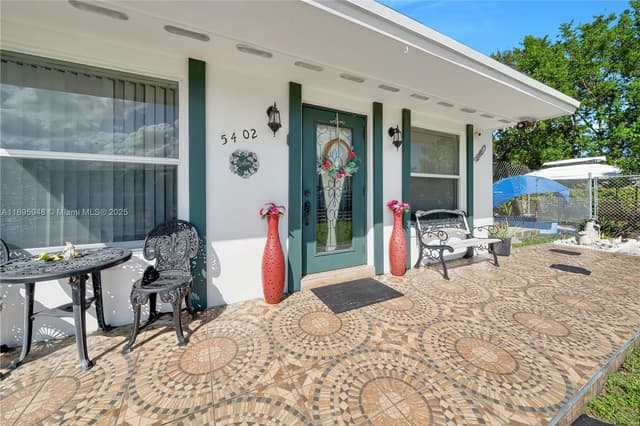5402 SW 128th Pl, Miami FL 33175 - Miami, FL - Photo 5