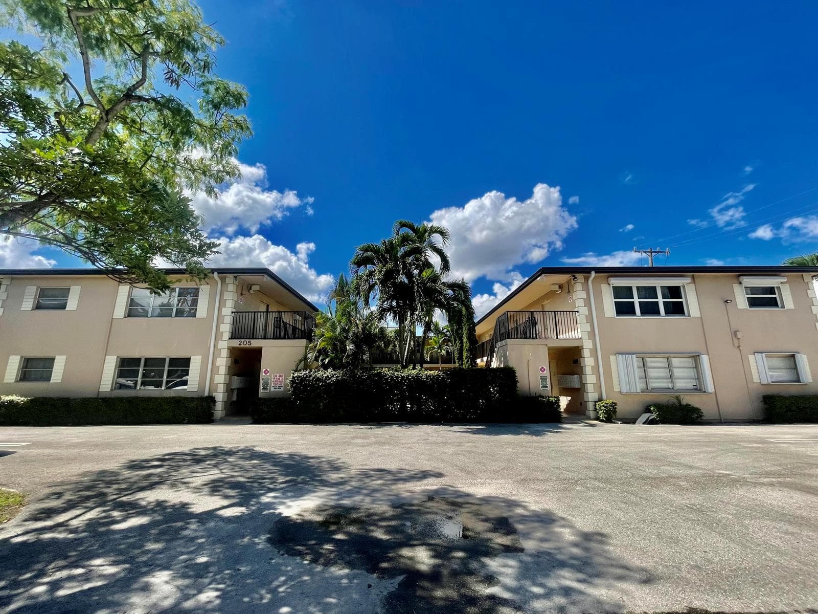 205 NE 3rd Street # 105, Boynton Beach FL 33435 - Boynton Beach, FL - Photo 1