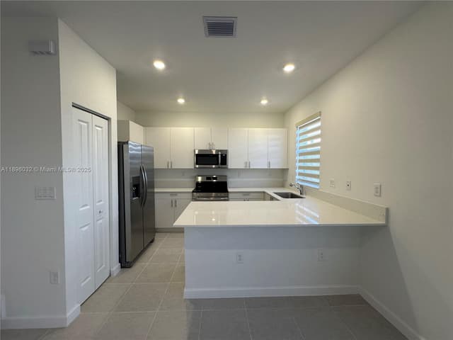 16311 SW 292nd St, Homestead FL 33033 - Homestead, FL - Photo 7