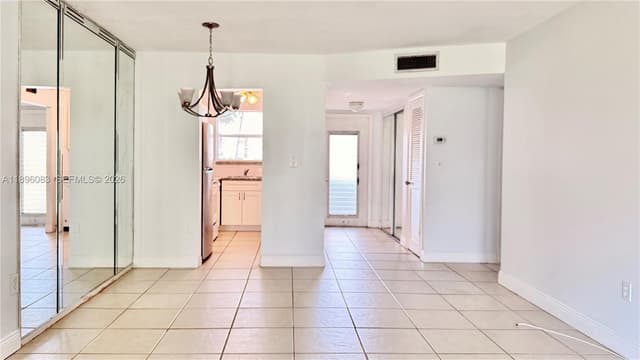 8450 Sunrise Lakes Blvd # 111, Sunrise FL 33322 - Sunrise, FL - Photo 6