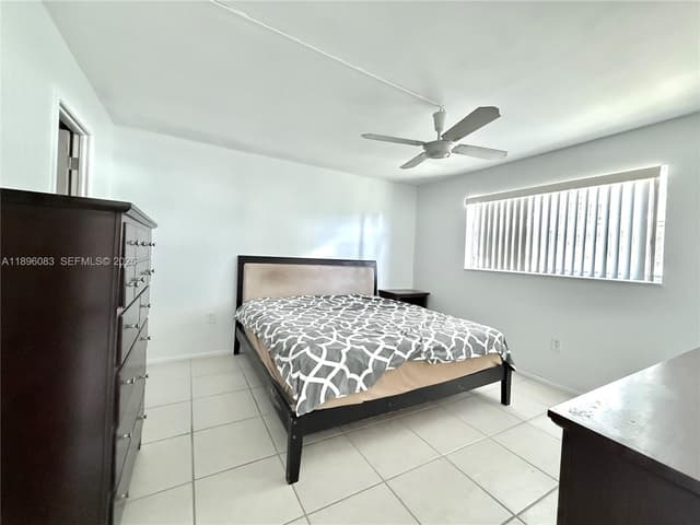 8450 Sunrise Lakes Blvd # 111, Sunrise FL 33322 - Sunrise, FL - Photo 7