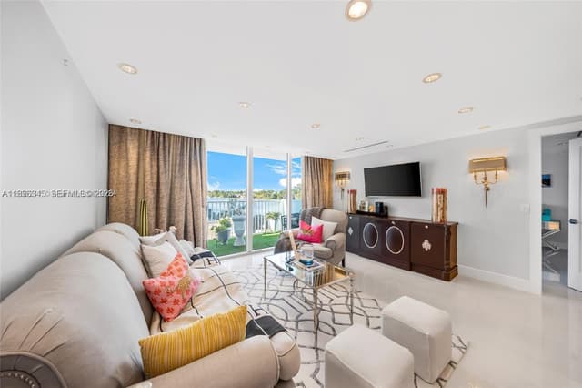 5838 Collins Ave # 2F, Miami Beach FL 33140 - Miami Beach, FL - Photo 2