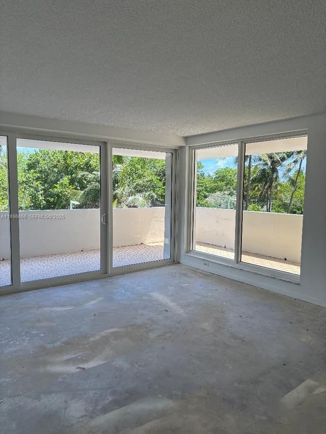 177 Ocean Lane Dr # 208, Key Biscayne FL 33149 - Key Biscayne, FL - Photo 3