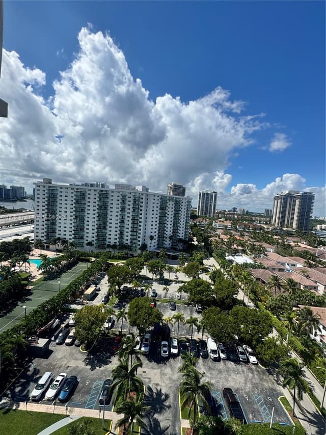 19370 Collins Ave # 1520, Sunny Isles Beach FL 33160 - Sunny Isles Beach, FL - Photo 2