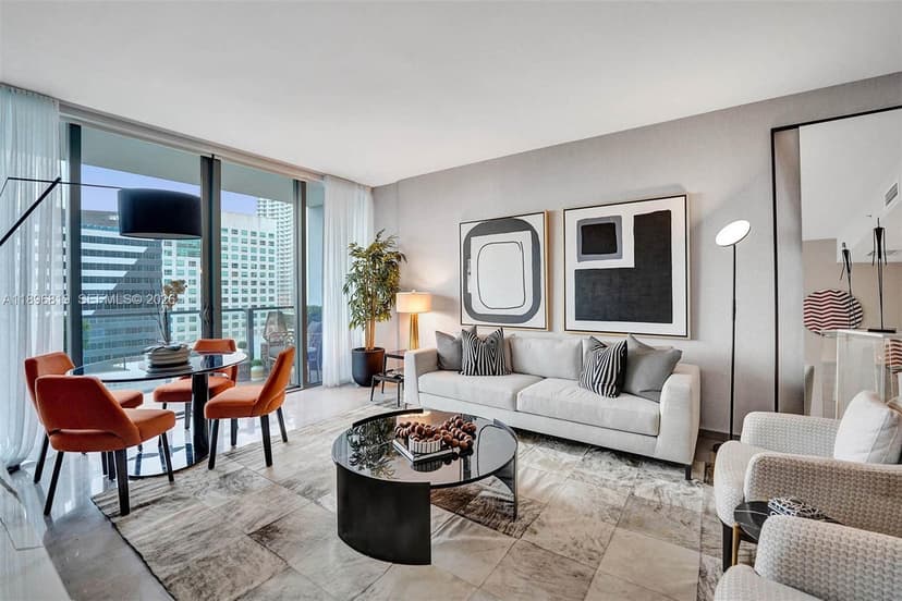 88 SW 7th St # 1408, Miami FL 33130