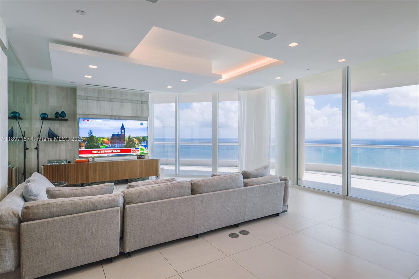 16047 Collins Ave # 3204, Sunny Isles Beach FL 33160 - Sunny Isles Beach, FL - Photo 1