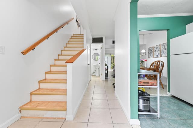 803 W Oakland Park Boulevard # A7, Oakland Park FL 33311 - Oakland Park, FL - Photo 2