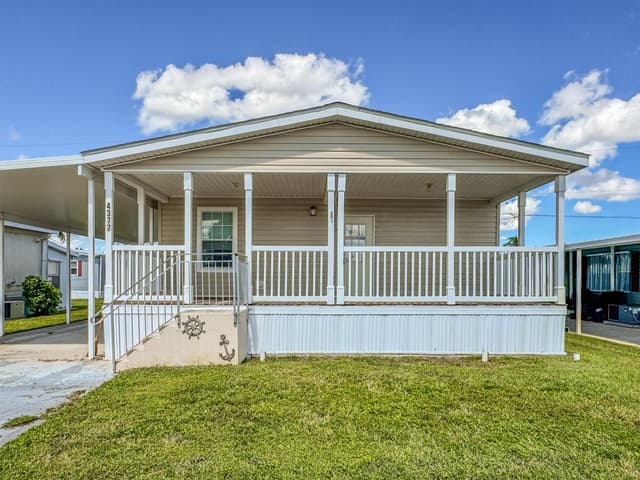 4377 Mission Bell Drive, Boynton Beach FL 33436 - Boynton Beach, FL - Photo 2