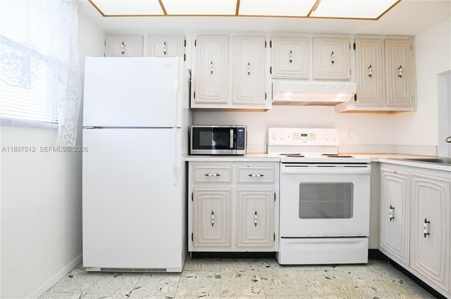 110 Royal Park Dr # 2H, Oakland Park FL 33309 - Oakland Park, FL - Photo 5