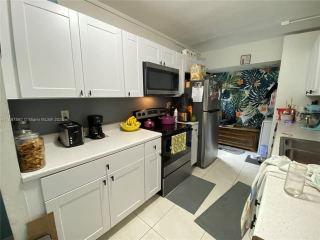 1121 NE 214th St, Miami FL 33179 - Miami, FL - Photo 5