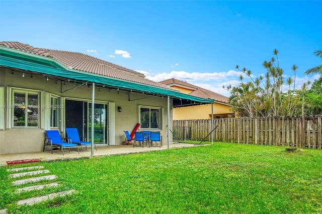 1861 SE 19th Ave, Homestead FL 33035 - Homestead, FL - Photo 6