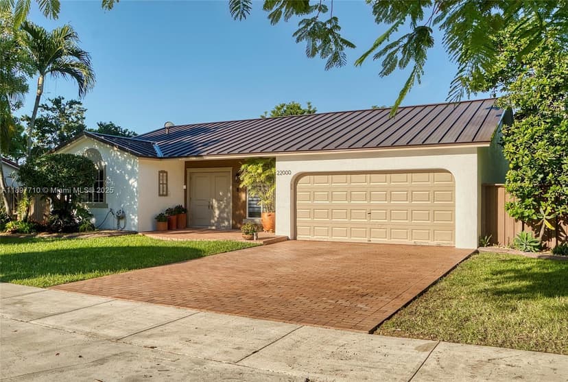 22000 SW 127th Ave, Miami FL 33170