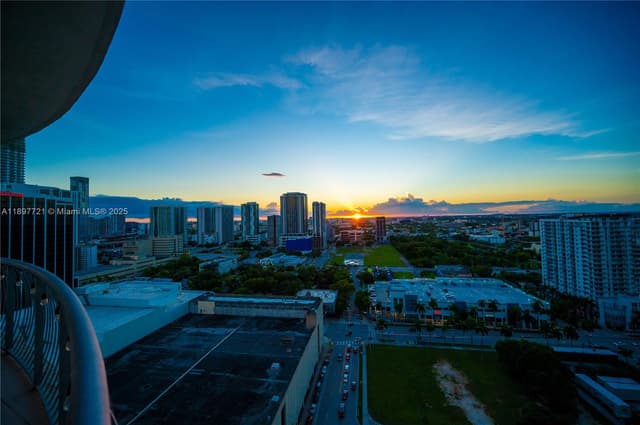 1750 N Bayshore Dr # 2615, Miami FL 33132 - Miami, FL - Photo 3