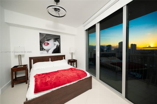 1750 N Bayshore Dr # 2615, Miami FL 33132 - Miami, FL - Photo 5
