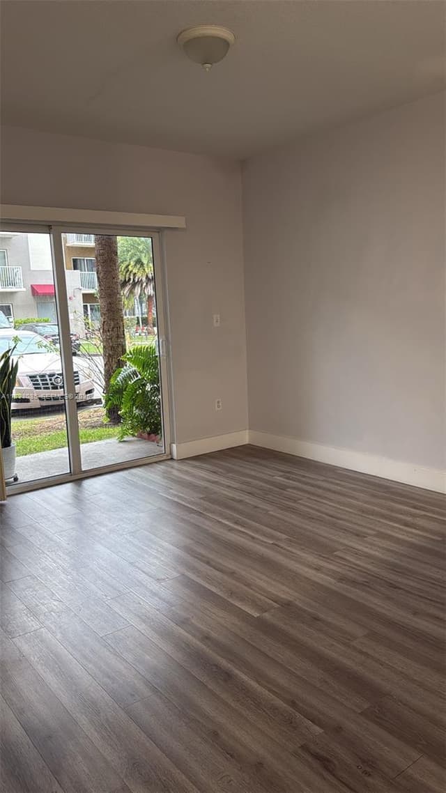 11060 SW 196th St # 103, Cutler Bay FL 33157 - Cutler Bay, FL - Photo 4