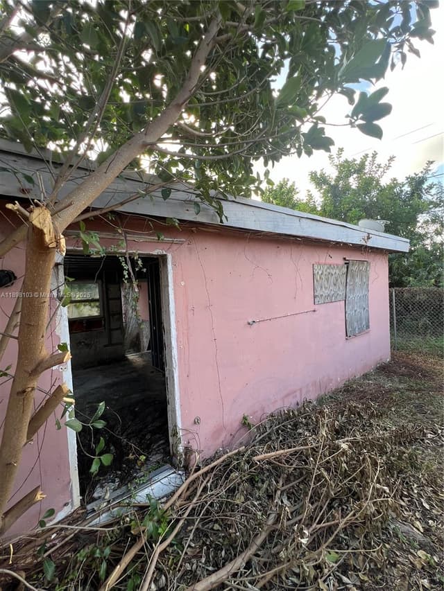 2122 Dewey St, Hollywood FL 33020 - Hollywood, FL - Photo 6