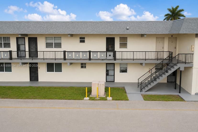 301 NW 177th St # 141, Miami Gardens FL 33169