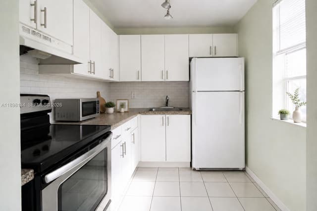 301 NW 177th St # 141, Miami Gardens FL 33169 - Miami Gardens, FL - Photo 5