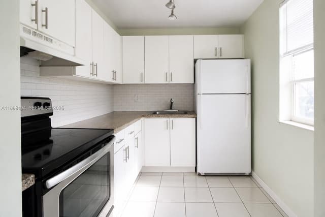 301 NW 177th St # 141, Miami Gardens FL 33169 - Miami Gardens, FL - Photo 4