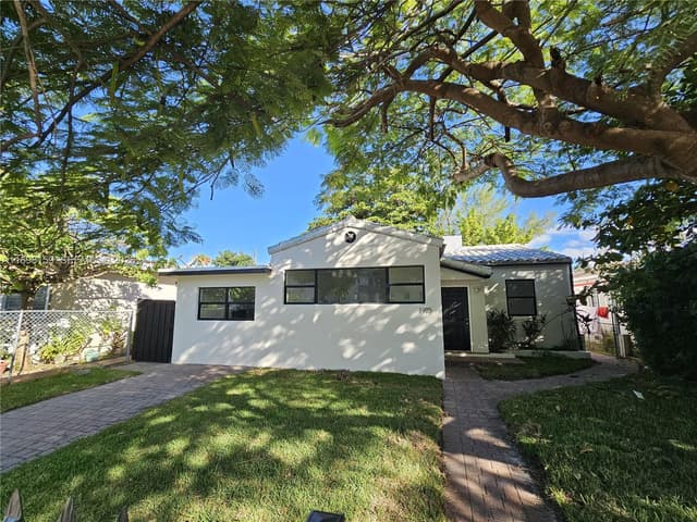 1915 Normandy Dr, Miami Beach FL 33141 - Miami Beach, FL - Photo 6