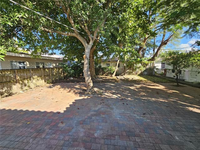 1915 Normandy Dr, Miami Beach FL 33141 - Miami Beach, FL - Photo 7