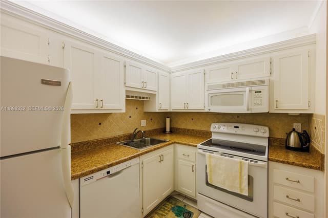 4750 NW 22nd Ct # 211, Lauderhill FL 33313 - Lauderhill, FL - Photo 3